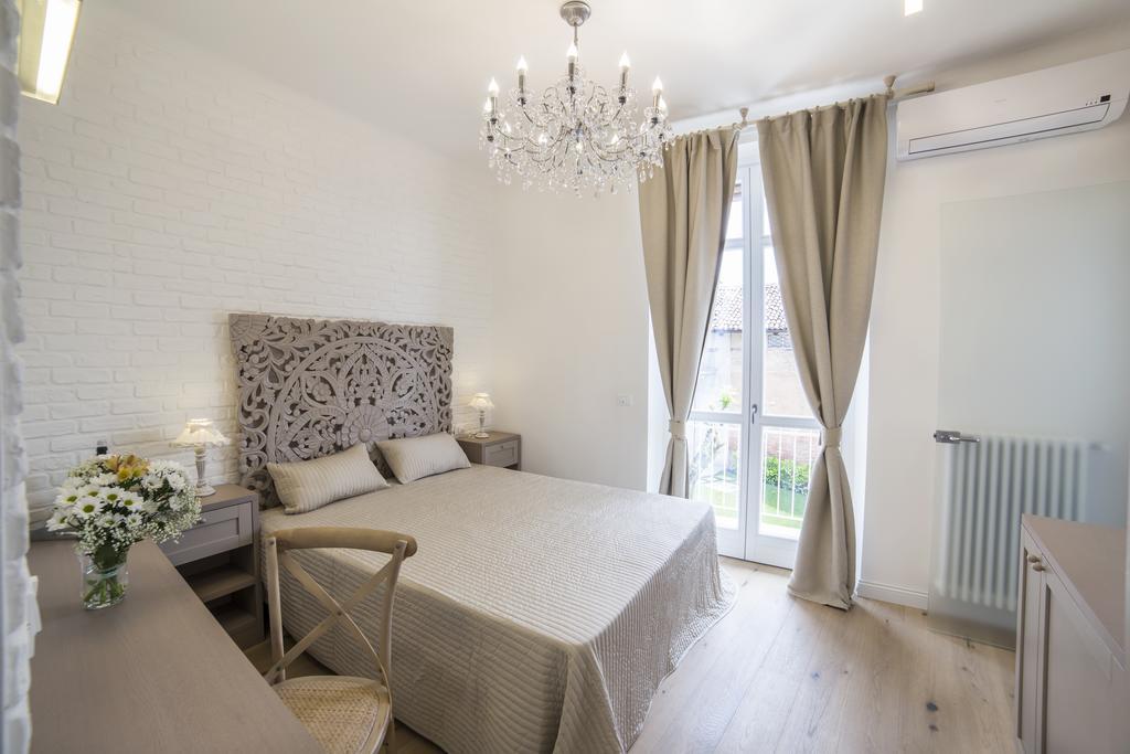 Casa Andrea Hotel La Morra Phòng bức ảnh